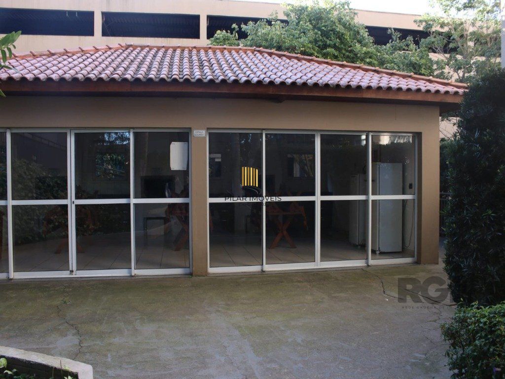 Apartamento 3 dormitórios no bairro Camaquã