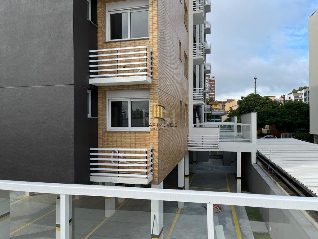 Apartamento para Venda - 102,47m², 2 dormitórios, sendo 2 suÍtes, 2 vagas - Tristeza