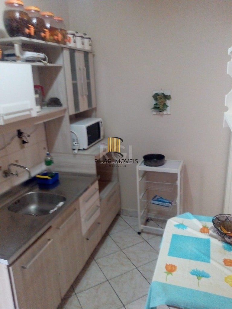 Apartamento 2dormitórios desocupado