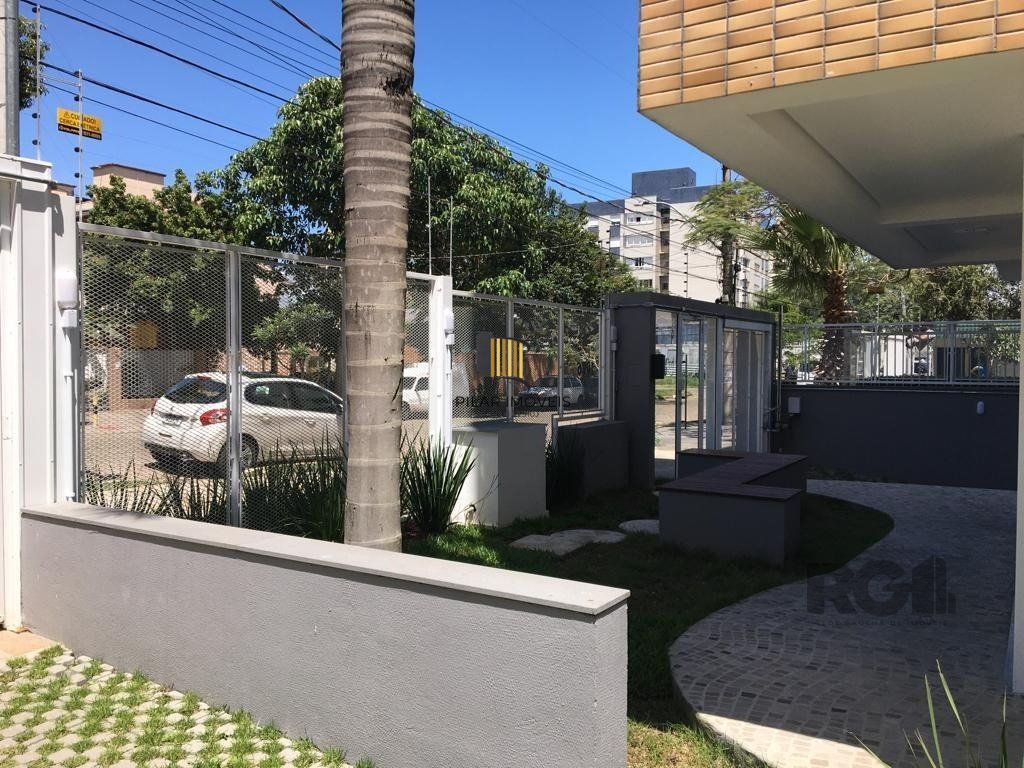 Apartamento para Venda - 102,47m², 2 dormitórios, sendo 2 suÍtes, 2 vagas - Tristeza