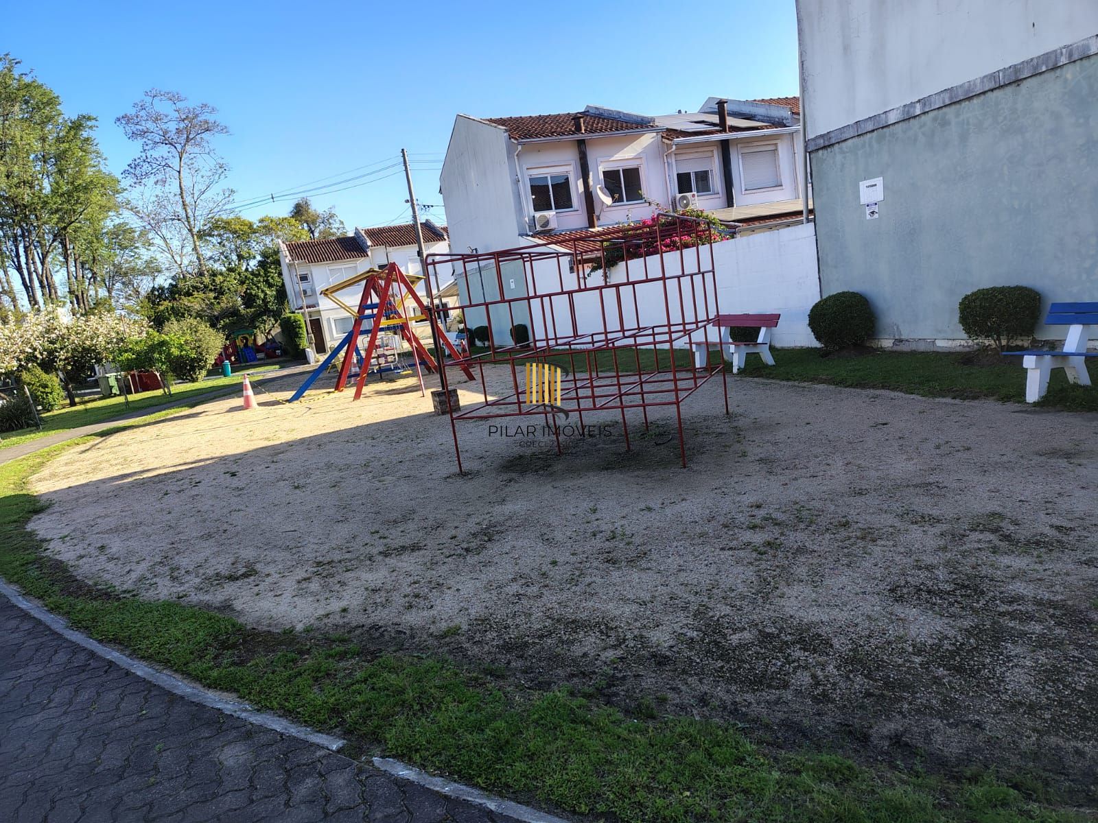 Lindo sobrado 3dormitórios no Quintas do Prado