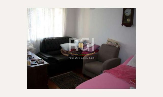 Casa para Venda - 185m², 3 dormitórios, 3 vagas - Santa Maria Goretti