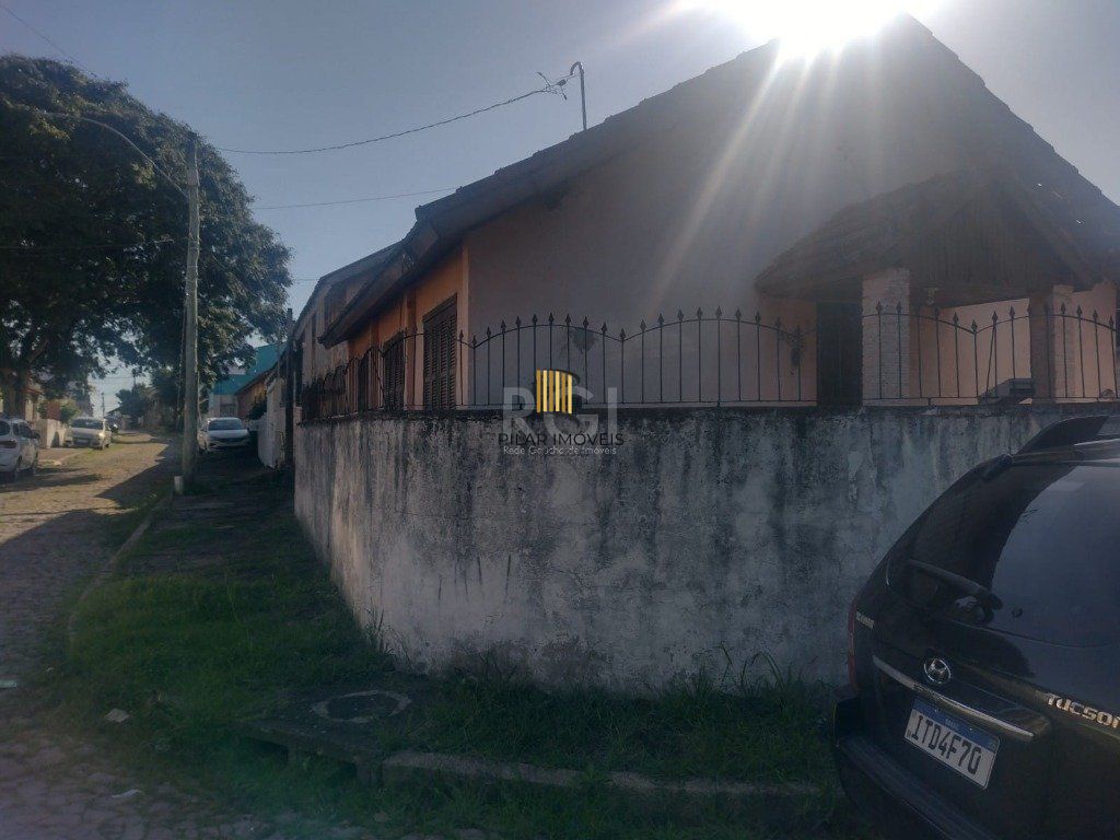 Casa 2 dormitórios no bairro Jardim Carvalho