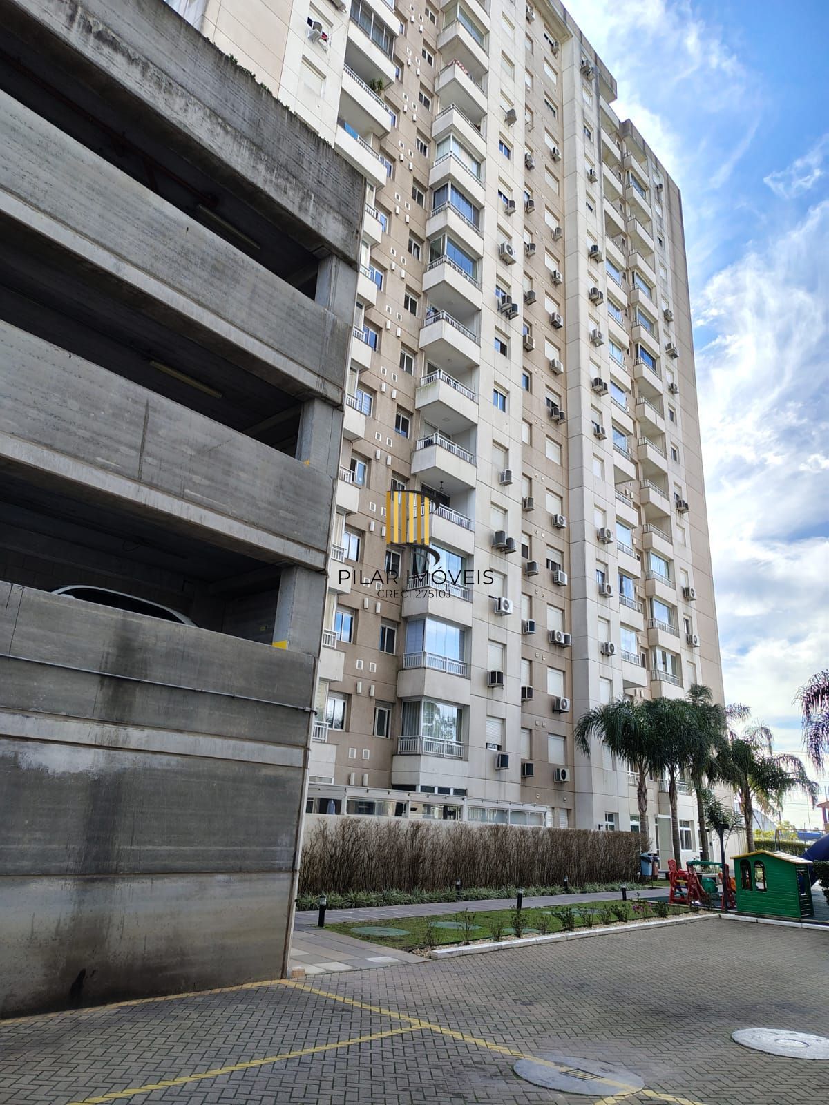 Lindo apartamento, vista panorâmica, sacada, churrasqueira, ensolarado