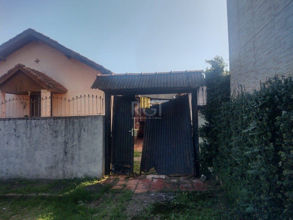 Casa 2 dormitórios no bairro Jardim Carvalho