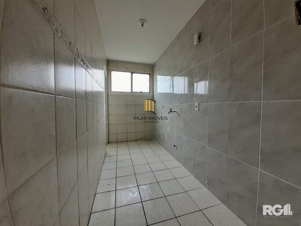 Apartamento de 1 Quarto à Venda - 46,05m² por R$ 145.000