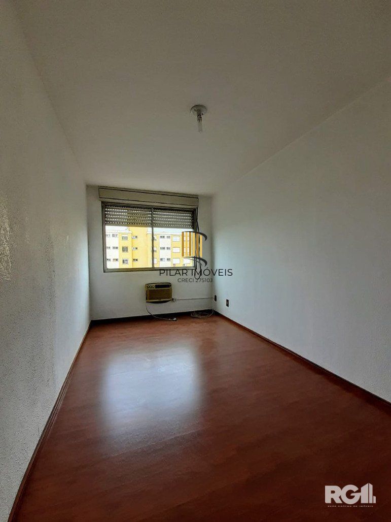 Apartamento de 1 Quarto à Venda - 46,05m² por R$ 145.000
