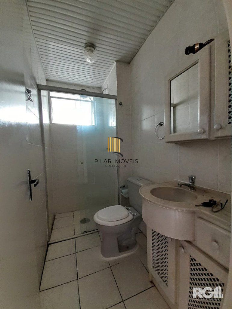 Apartamento de 1 Quarto à Venda - 46,05m² por R$ 145.000