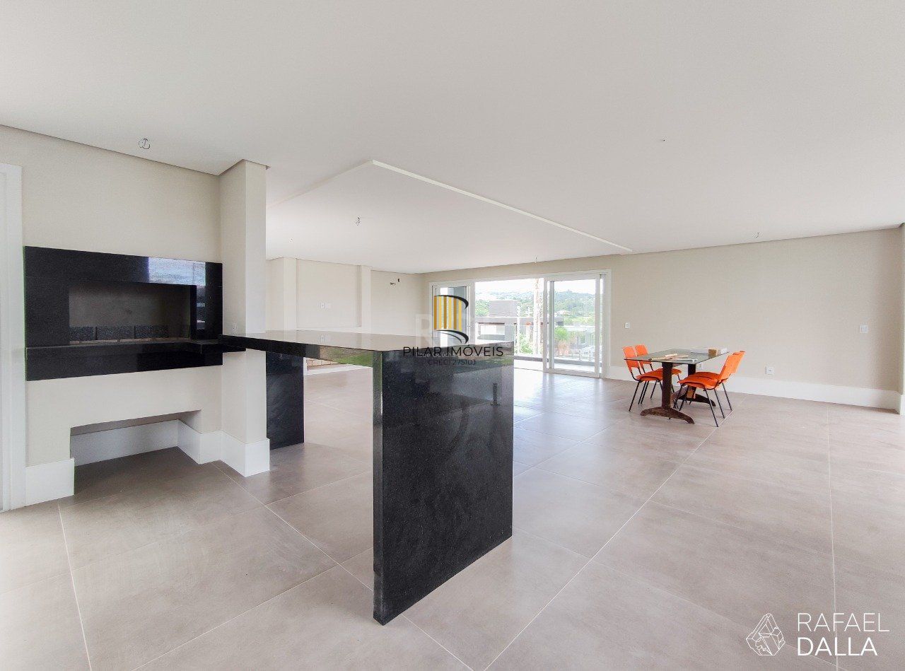 Casa Condominio para Venda - 357m², 4 dormitórios, sendo 4 suites, 4 vagas - Alphaville