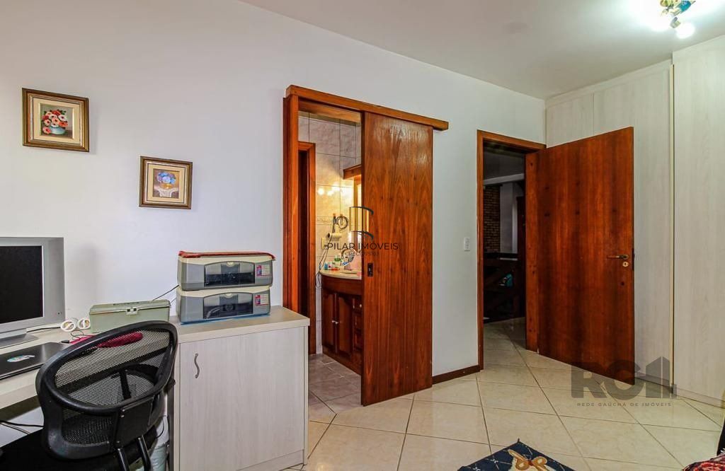 Casa 3 dormitórios no bairro Tristeza