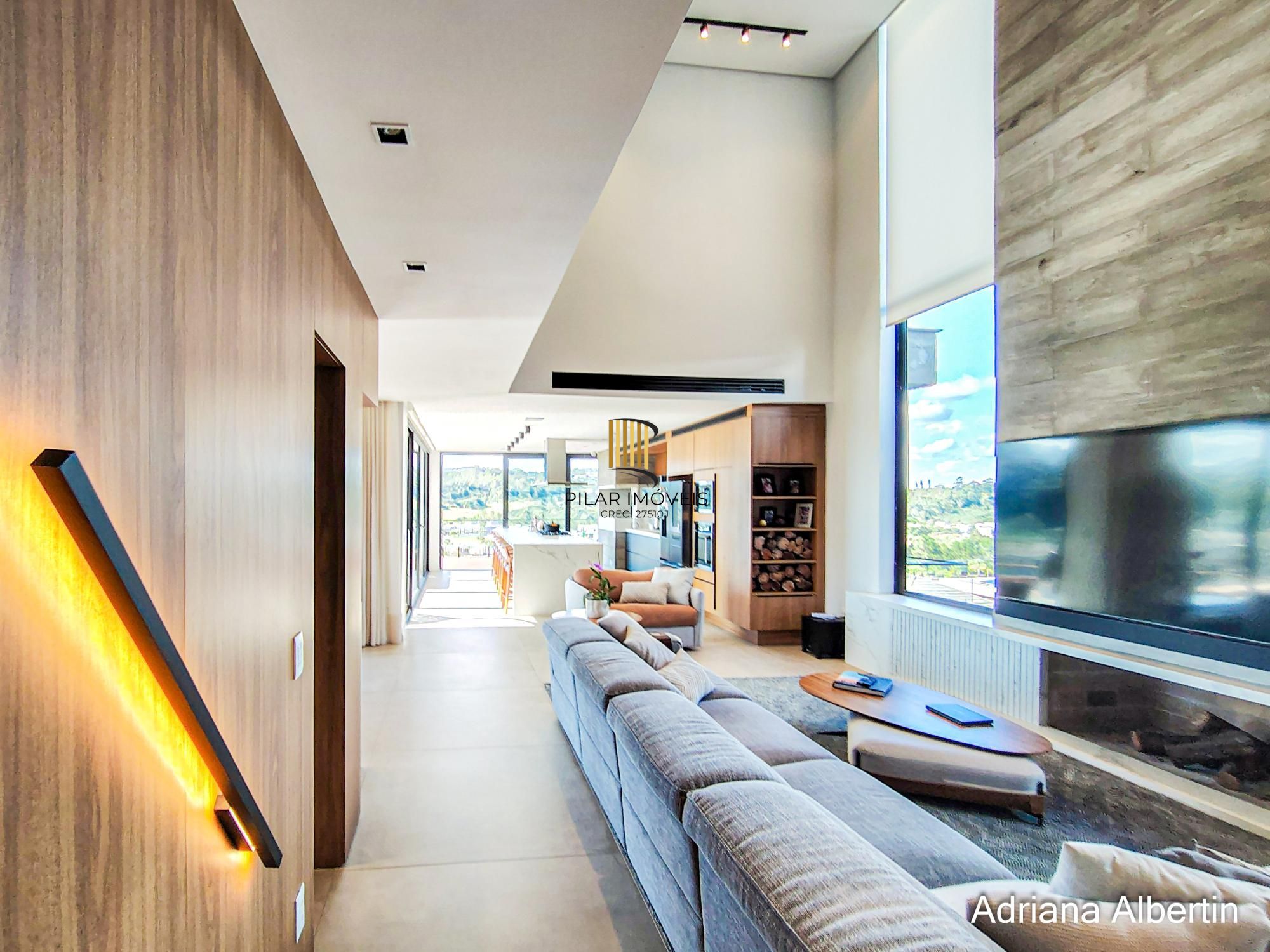 Casa com 4 suítes e escritório - Alphaville Porto Alegre