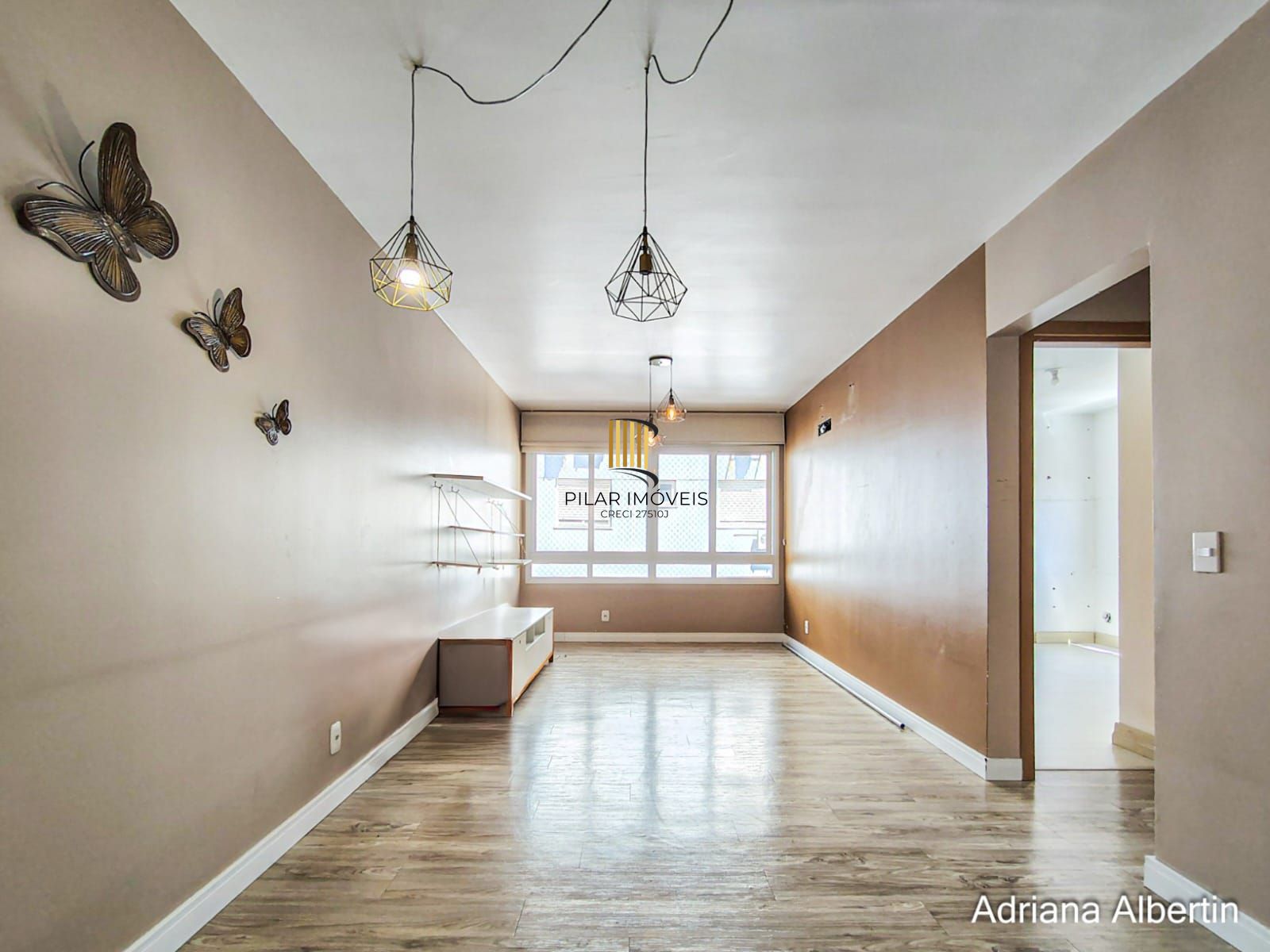 Apartamento ensolarado na Rua Luis Luz com ótima localização!