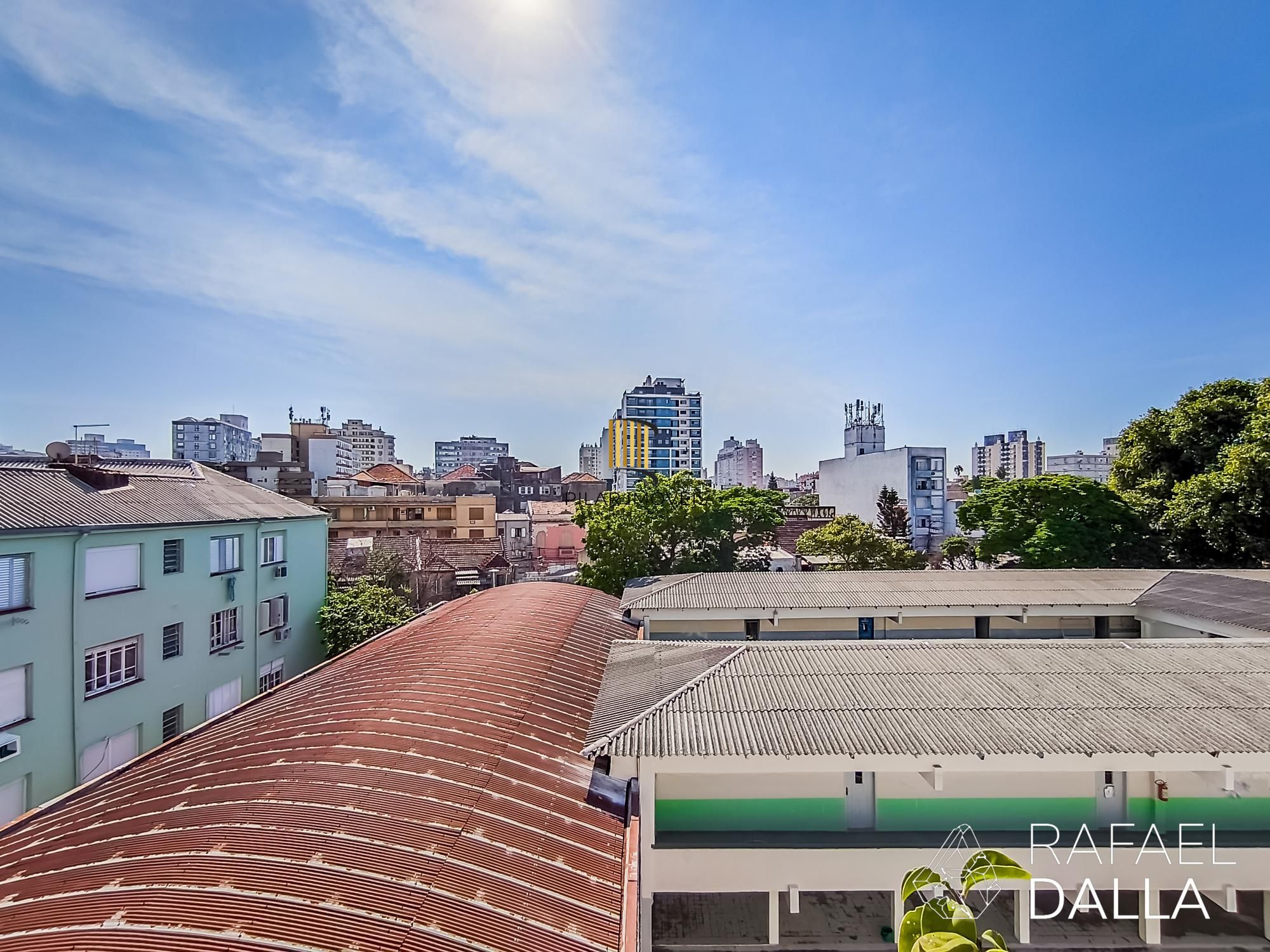 Cobertura com Terraço, Lareira e Vista na Baronesa do Gravataí na Cidade Baixa