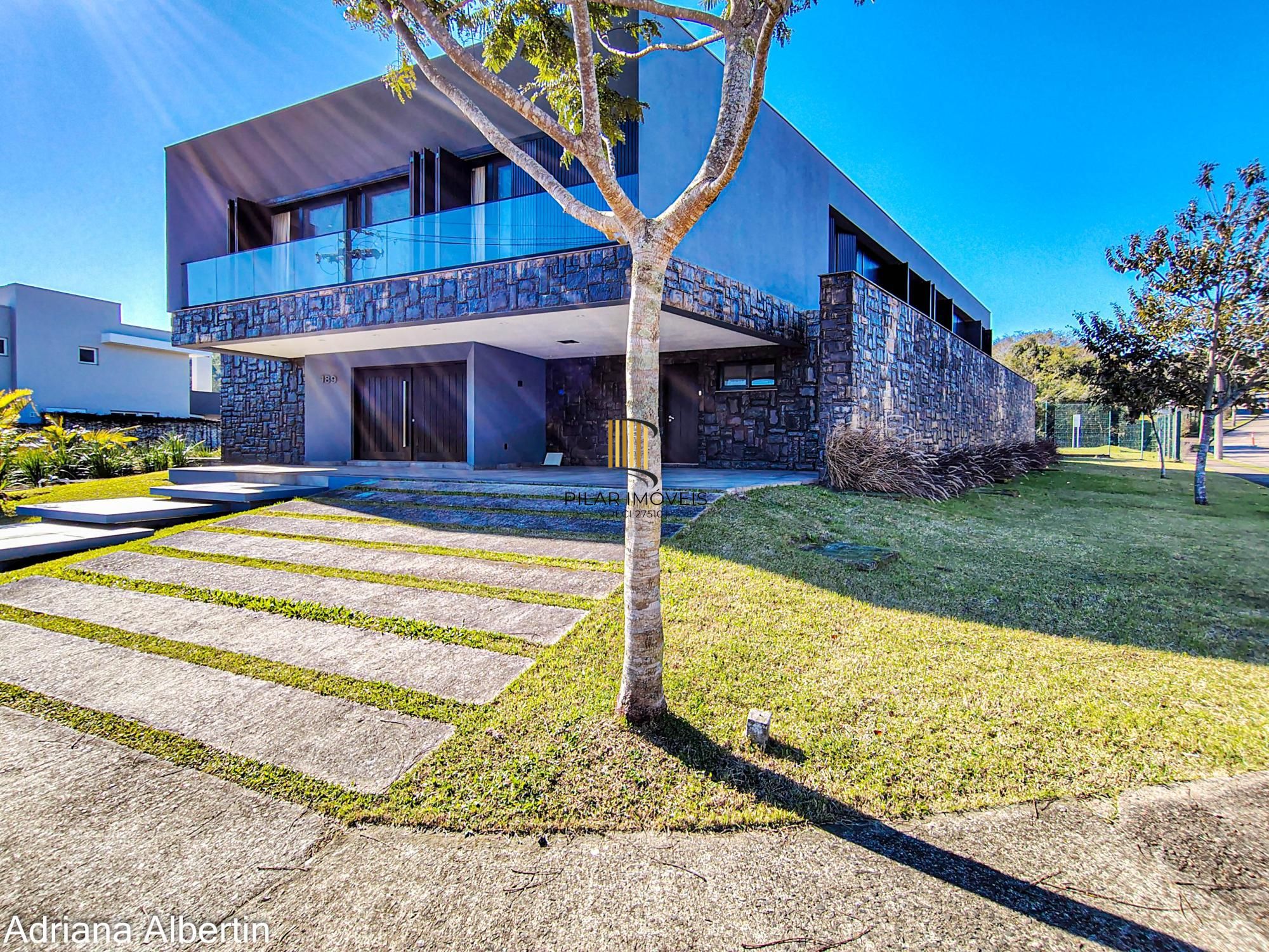 ALPHAVILLE PORTO ALEGRE | 468 m² | 6 DORMITÓRIOS | 5 SUÍTES