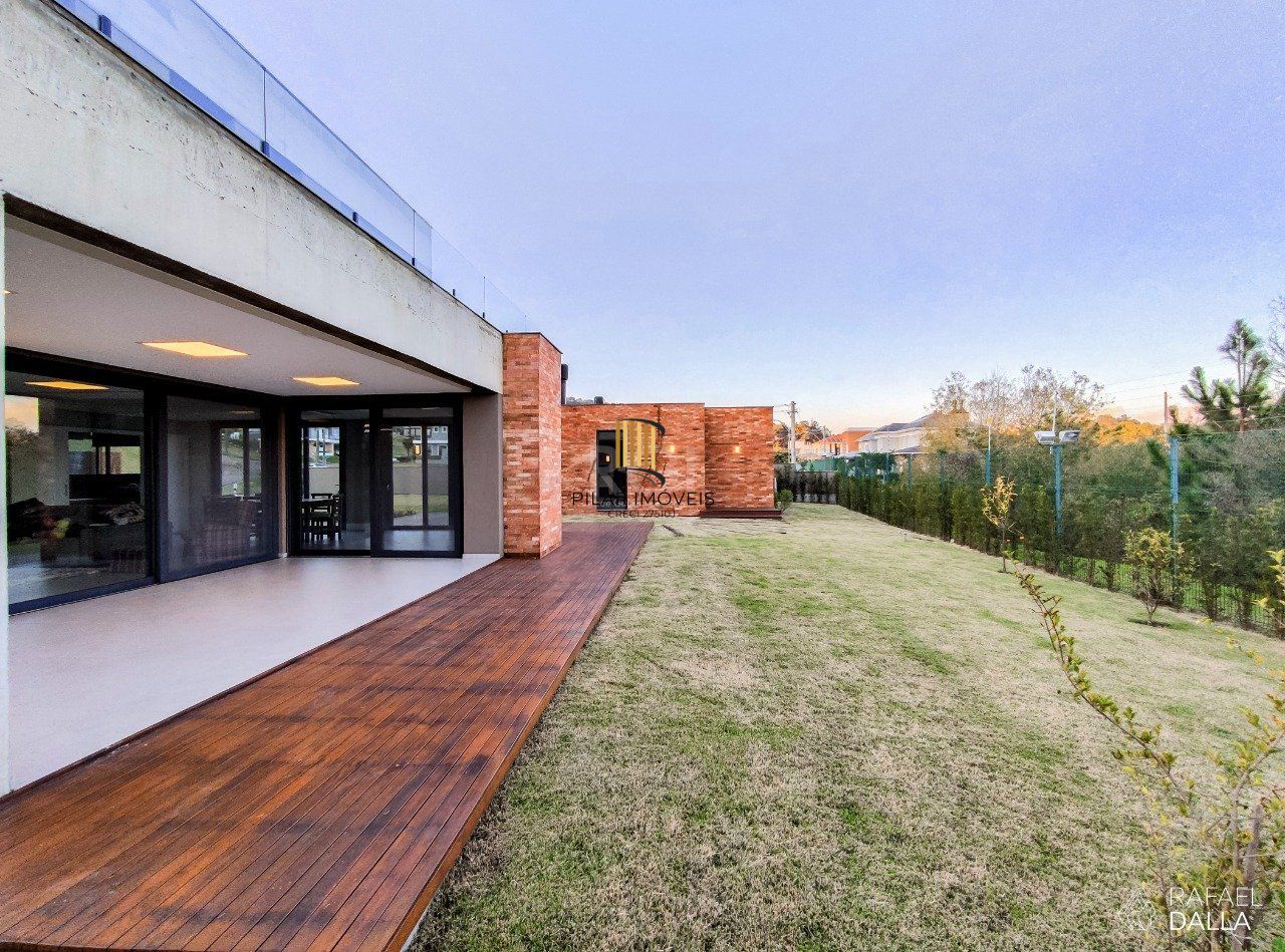 Casa Condominio para Venda - 477m², 2 terrenos -  4 dormitórios, sendo 4 suites, 4 vagas - Alphaville