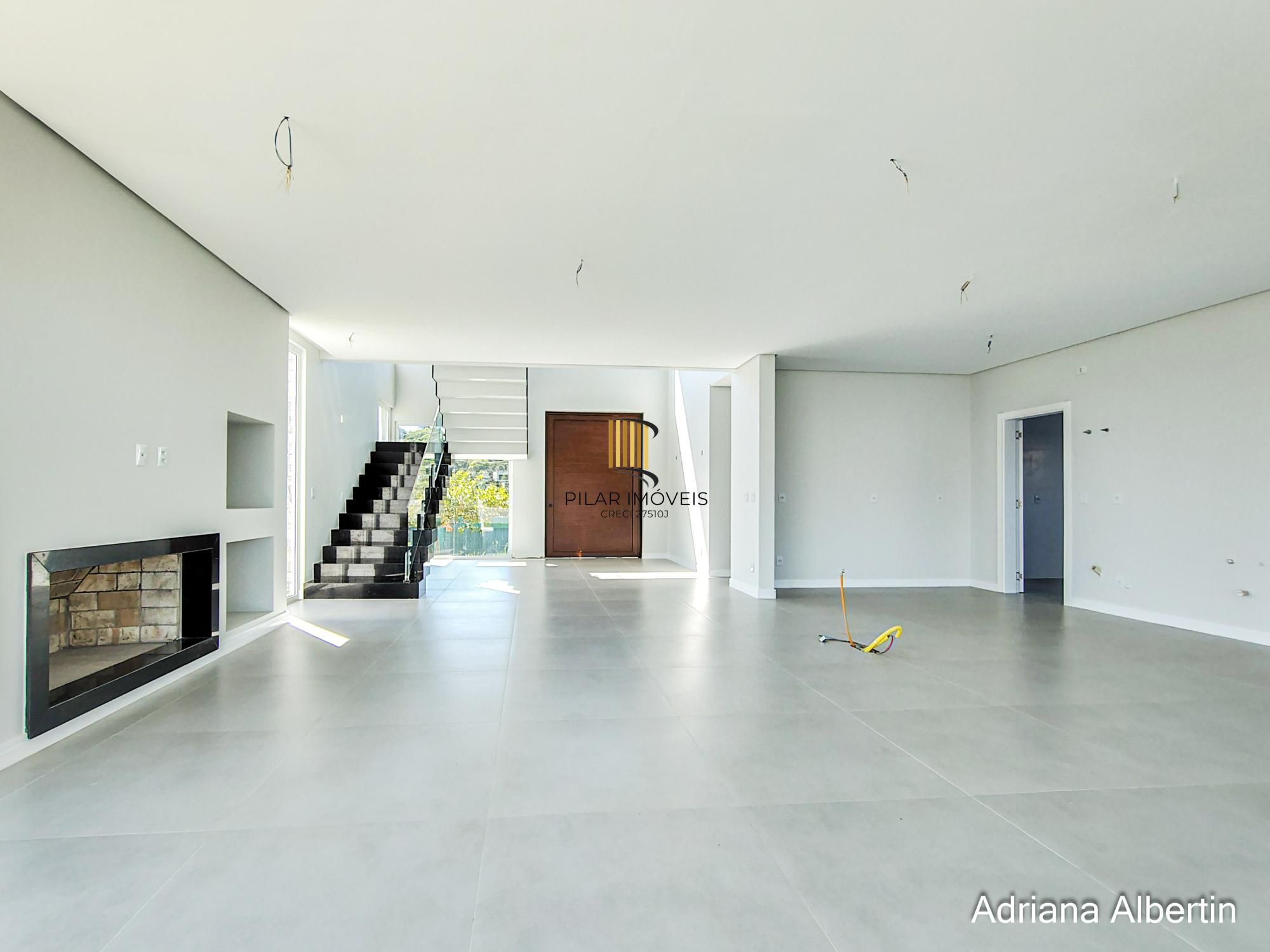 Casa Condominio 4 Dormitório(s) Bairro Alphaville