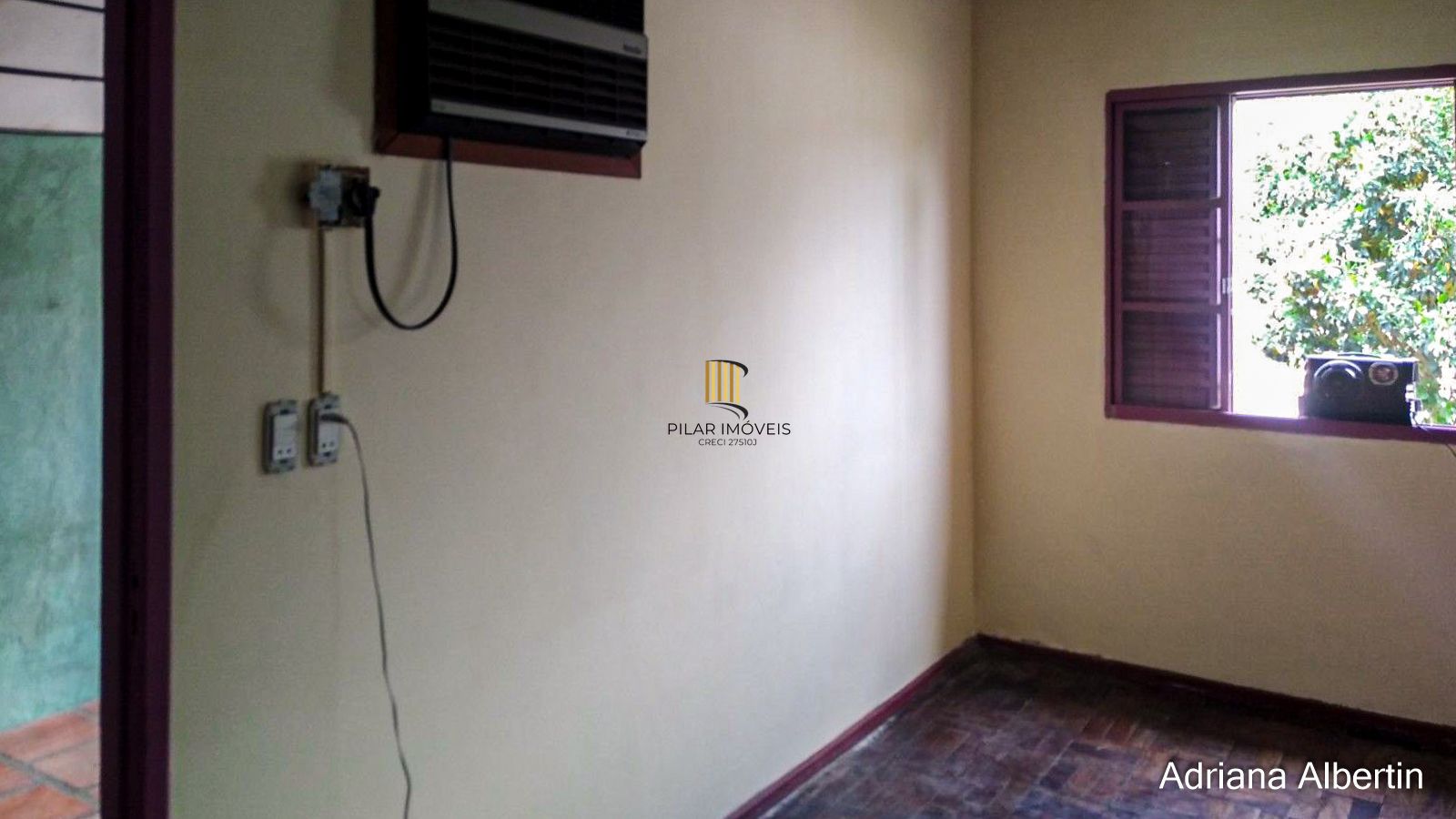 Casa com 2 dormitórios Bairro Colina