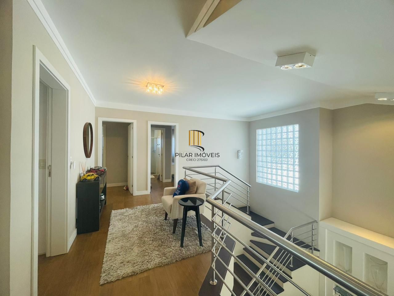 Casa de Condomínio 5 dormitórios no bairro Maristela