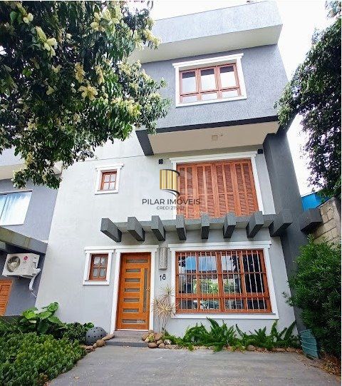 Casa de Condomínio 4 dormitórios no bairro Belém Velho