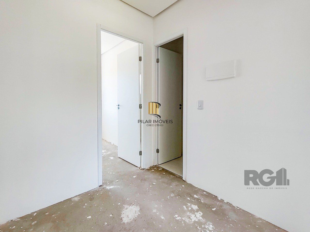 Casa Condominio 3 Dormitório(s) Bairro Campo Novo