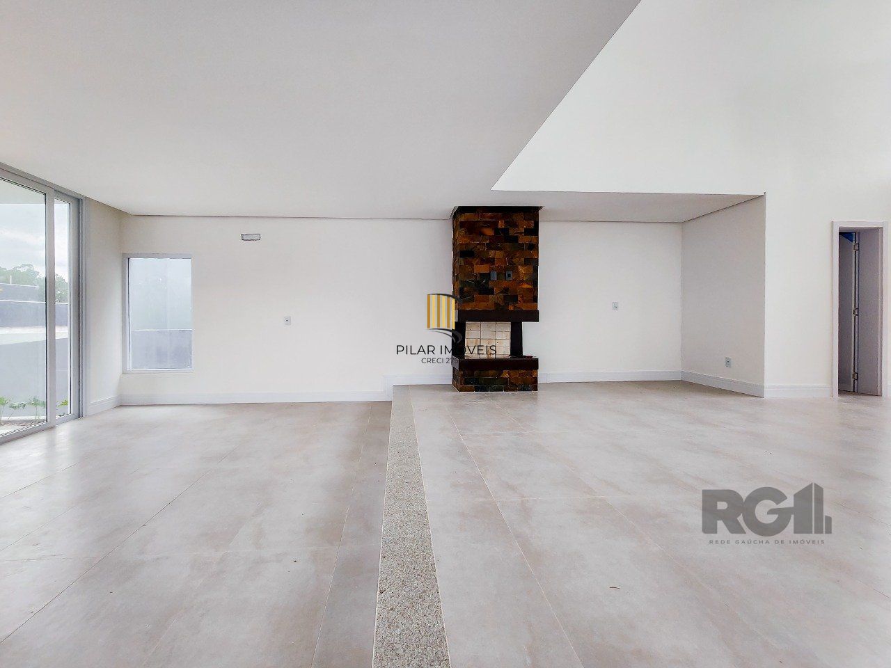 Casa Condominio para Venda - 292m², 4 dormitórios, sendo 4 suites, 2 vagas - Alphaville