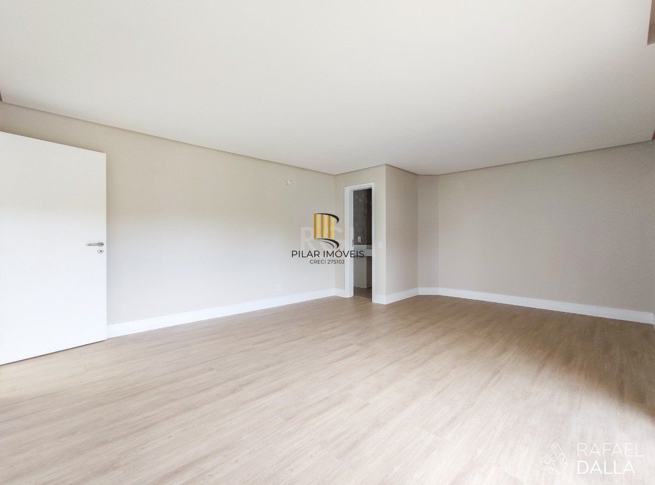 Casa Condominio para Venda - 357m², 4 dormitórios, sendo 4 suites, 4 vagas - Alphaville