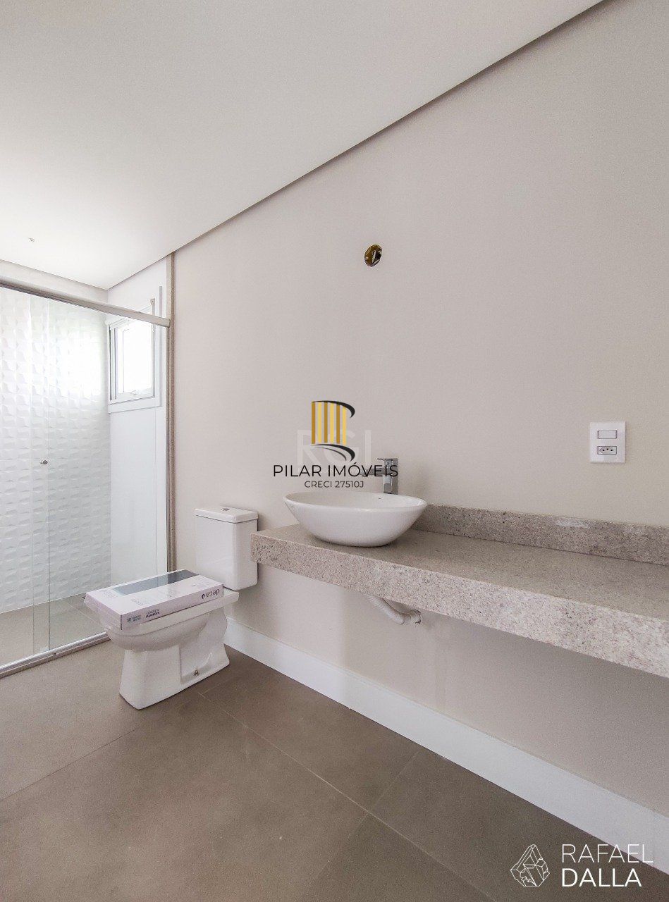 Casa Condominio para Venda - 357m², 4 dormitórios, sendo 4 suites, 4 vagas - Alphaville