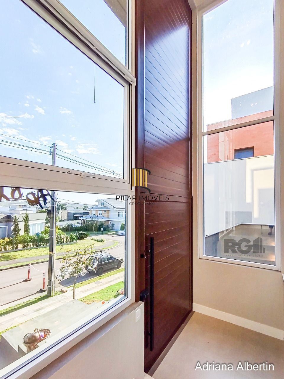 Casa Condominio para Venda - 287.21m², 3 dormitórios, sendo 3 suites, 2 vagas - Alphaville