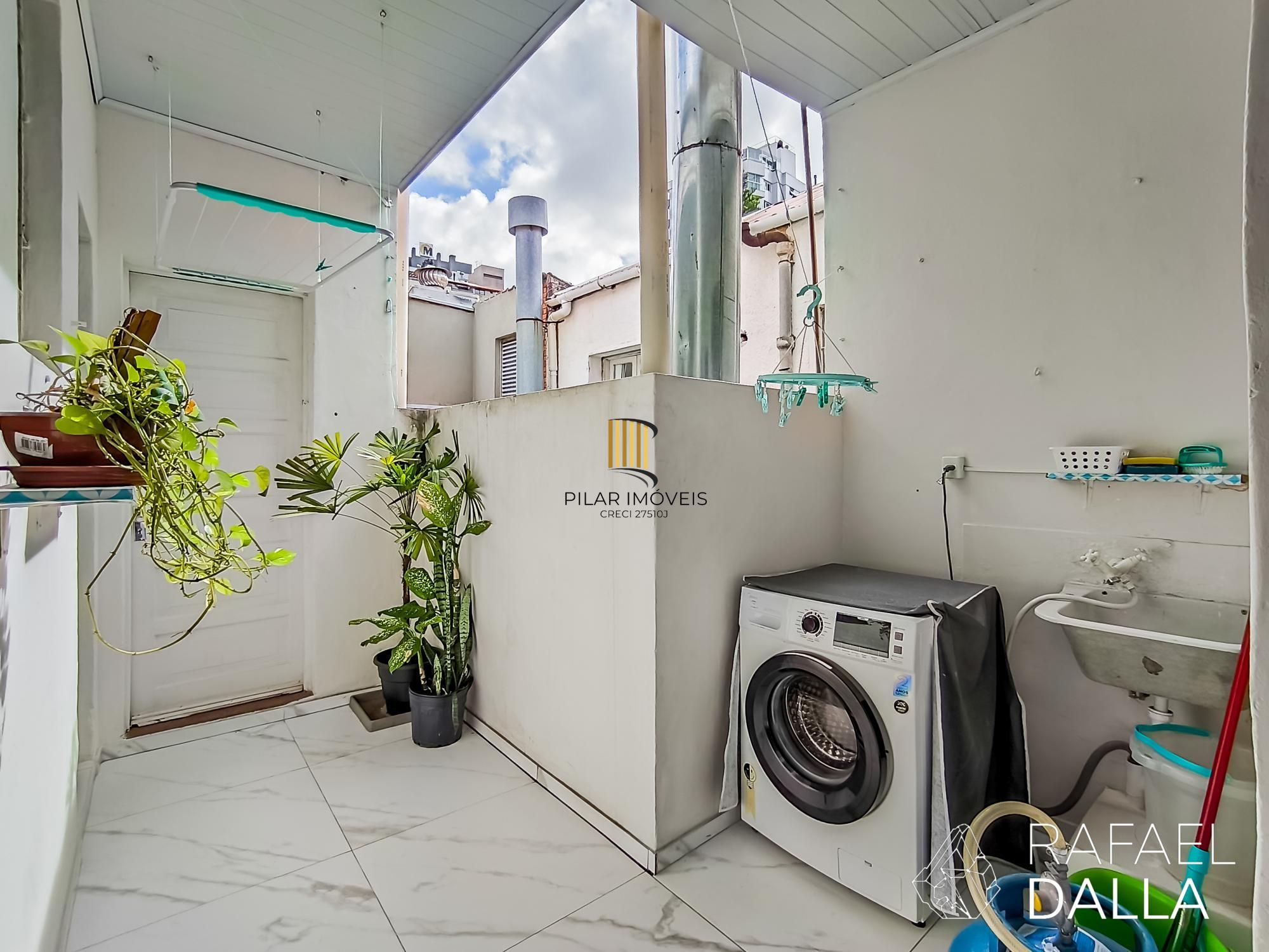 Apartamento Amplo de 3 Dormitórios na Cândido Silveira com Alta Rentabilidade