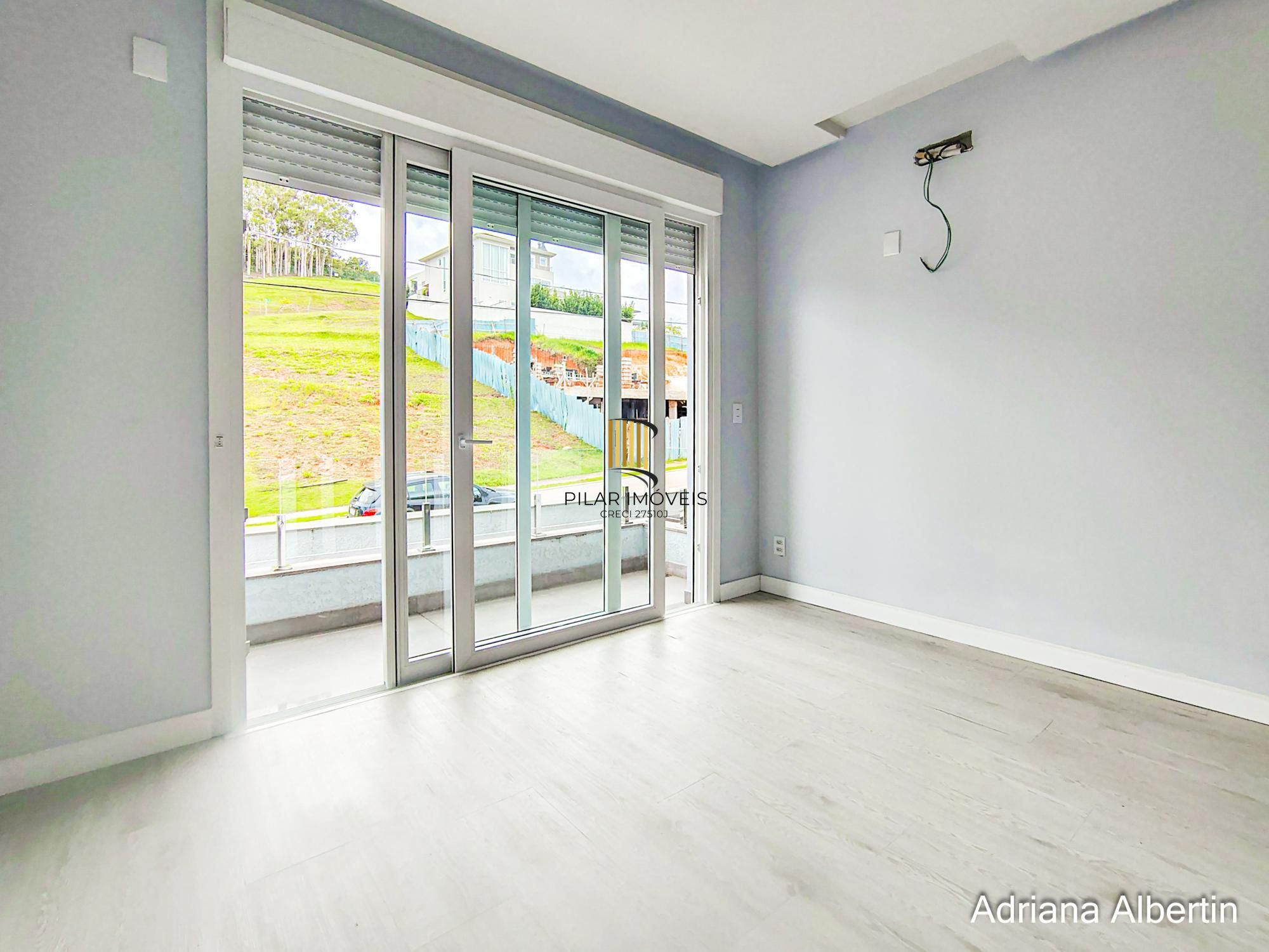 Casa Condominio 3 Dormitório(s) Bairro Alphaville