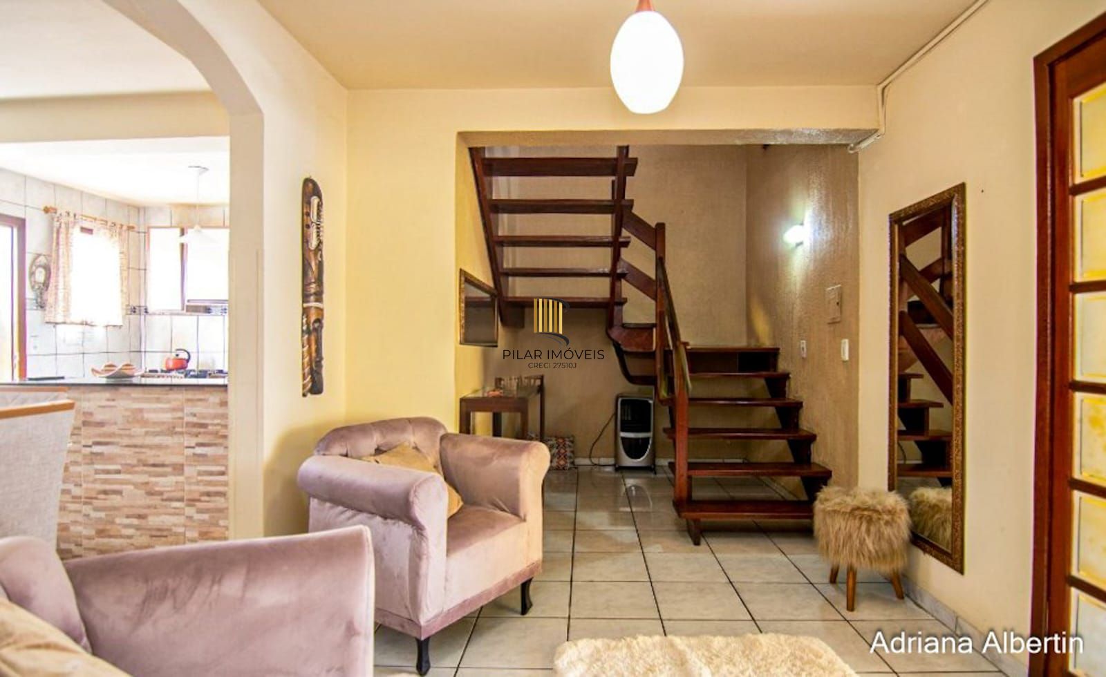 **Maravilhosa Casa Residencial no Partenon, Porto Alegre, Rio Grande do Sul!**