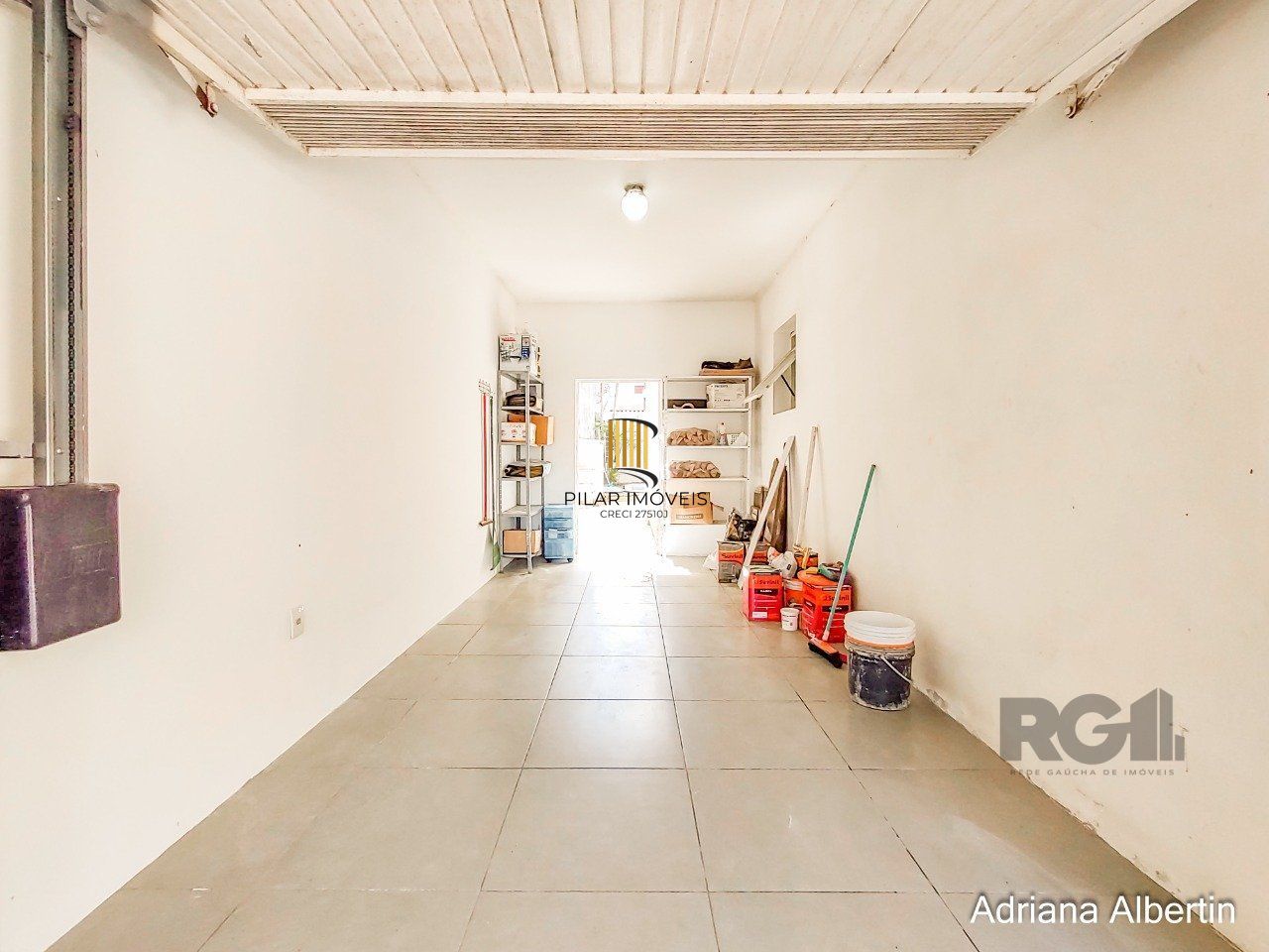 Casa 3 dormitórios no bairro Guarujá
