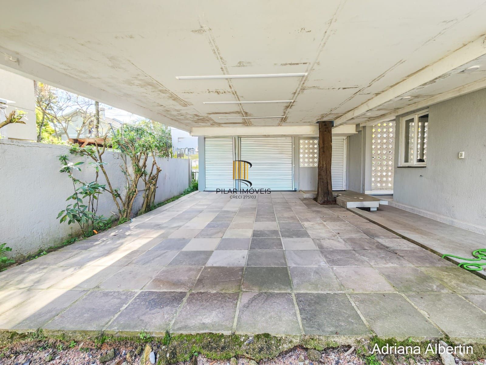 Casa térrea reformada com 5 suítes no Jardim Isabel, zona sul