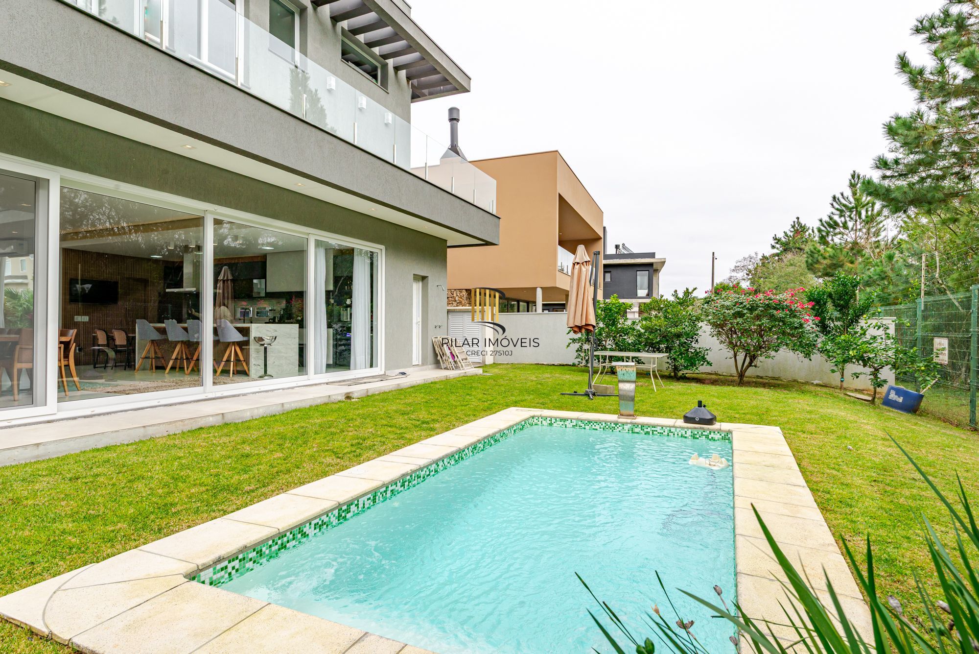 Casa em condomínio 4 suítes AlphaVille