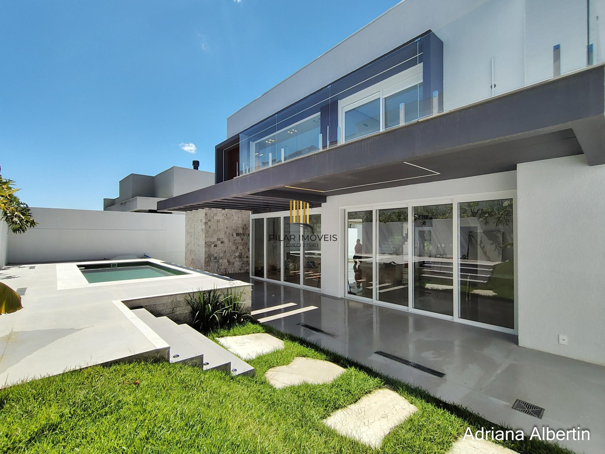 Residência em condomínio fechado