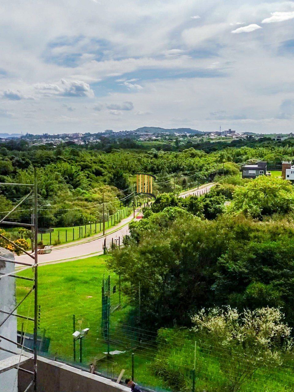 Casa Condominio para Venda - 280m², 3 dormitórios, sendo 3 suites, 2 vagas - Alphaville