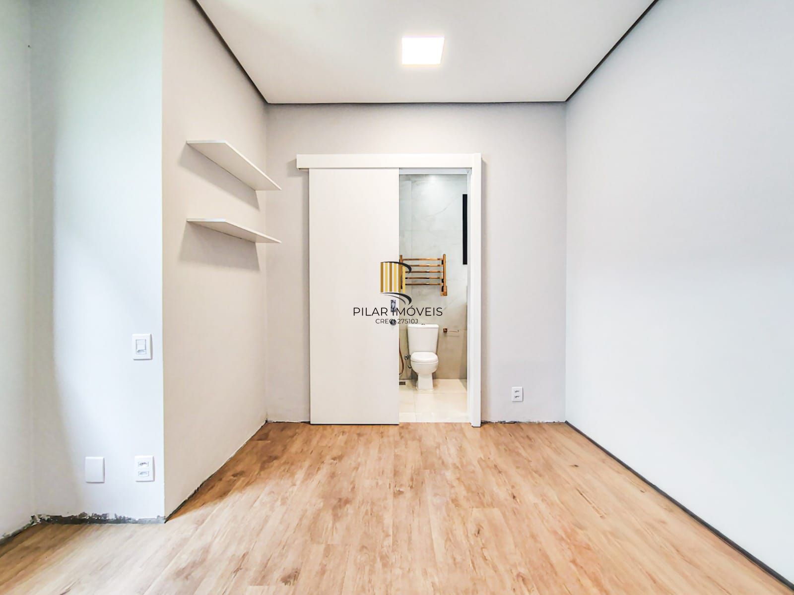 Casa 4 suites AlpahaVille PoA