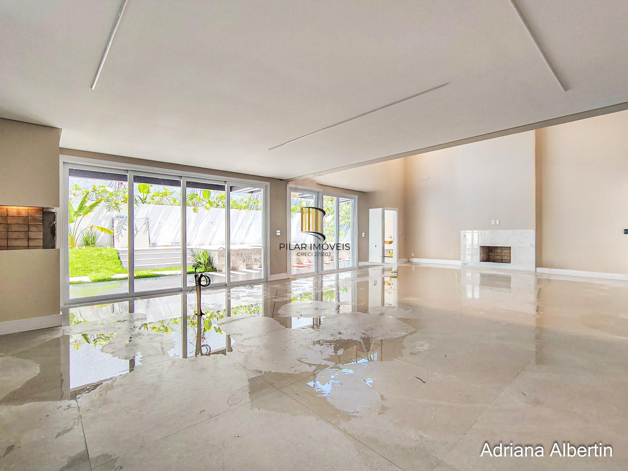 Residência em condomínio fechado