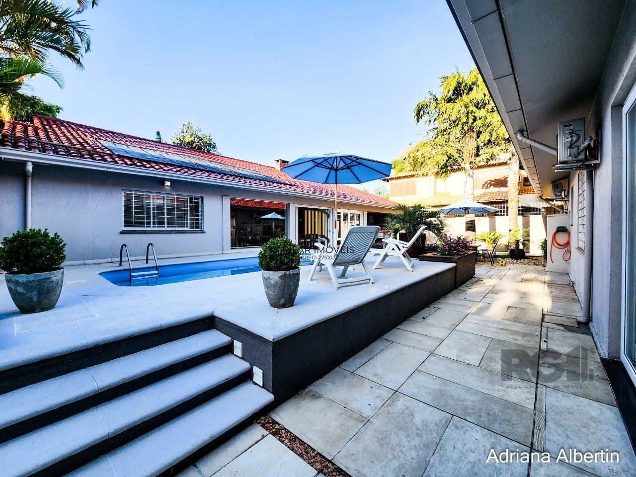Casa 5 Dormitório(s) Bairro Tristeza