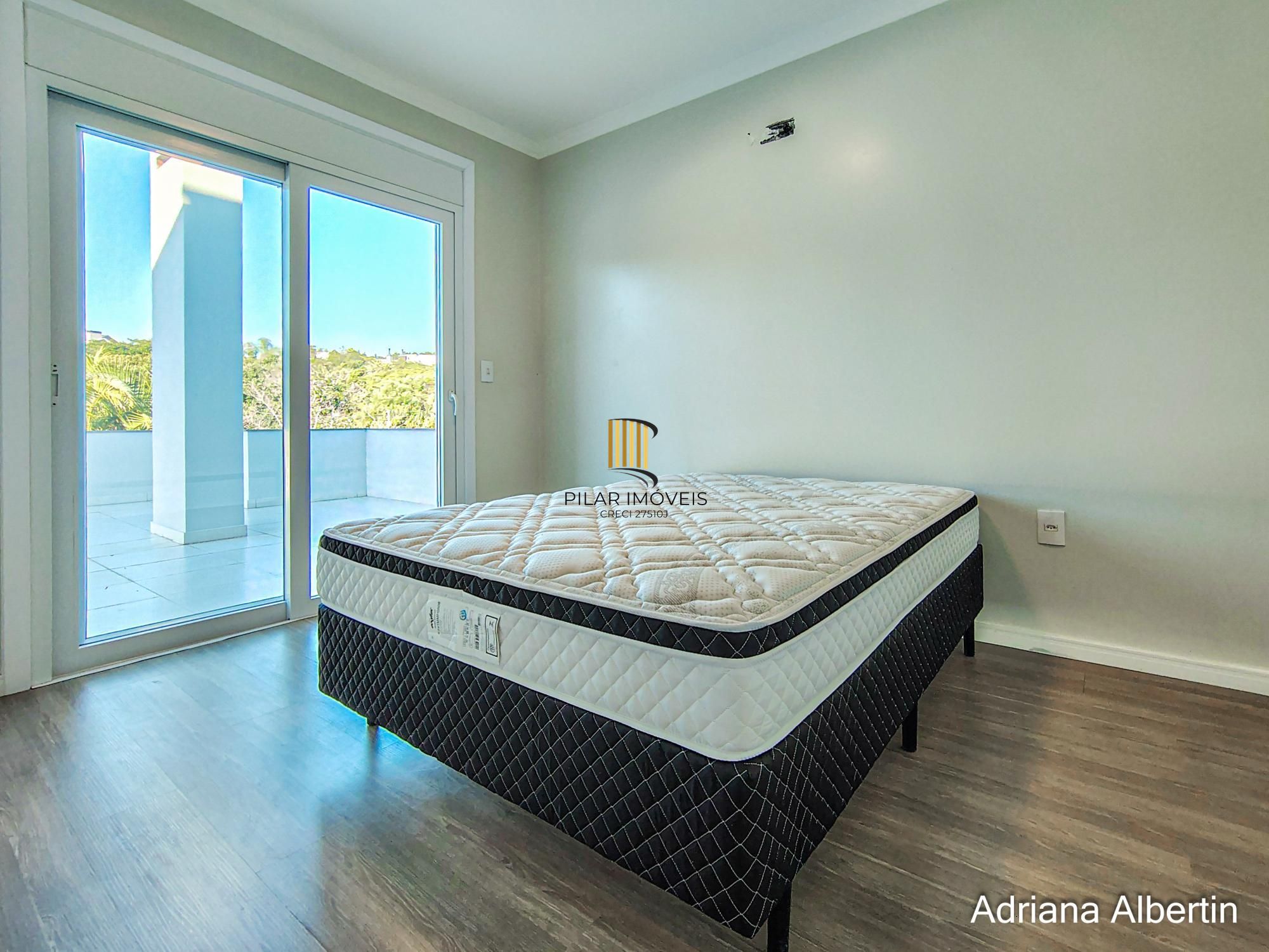ALPHAVILLE PORTO ALEGRE | CASA COM FUNDOS PARA APP E ÁREA EXTERNA COMPLETA