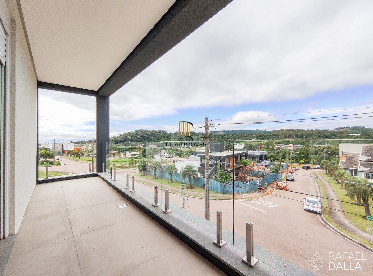 Casa Condominio para Venda - 357m², 4 dormitórios, sendo 4 suites, 4 vagas - Alphaville