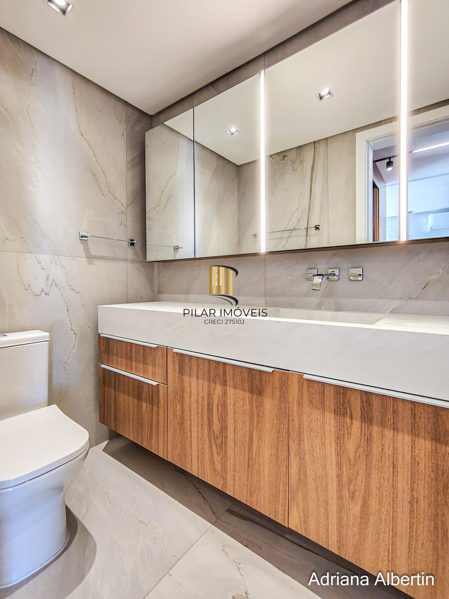 Casa com 4 suítes e escritório - Alphaville Porto Alegre