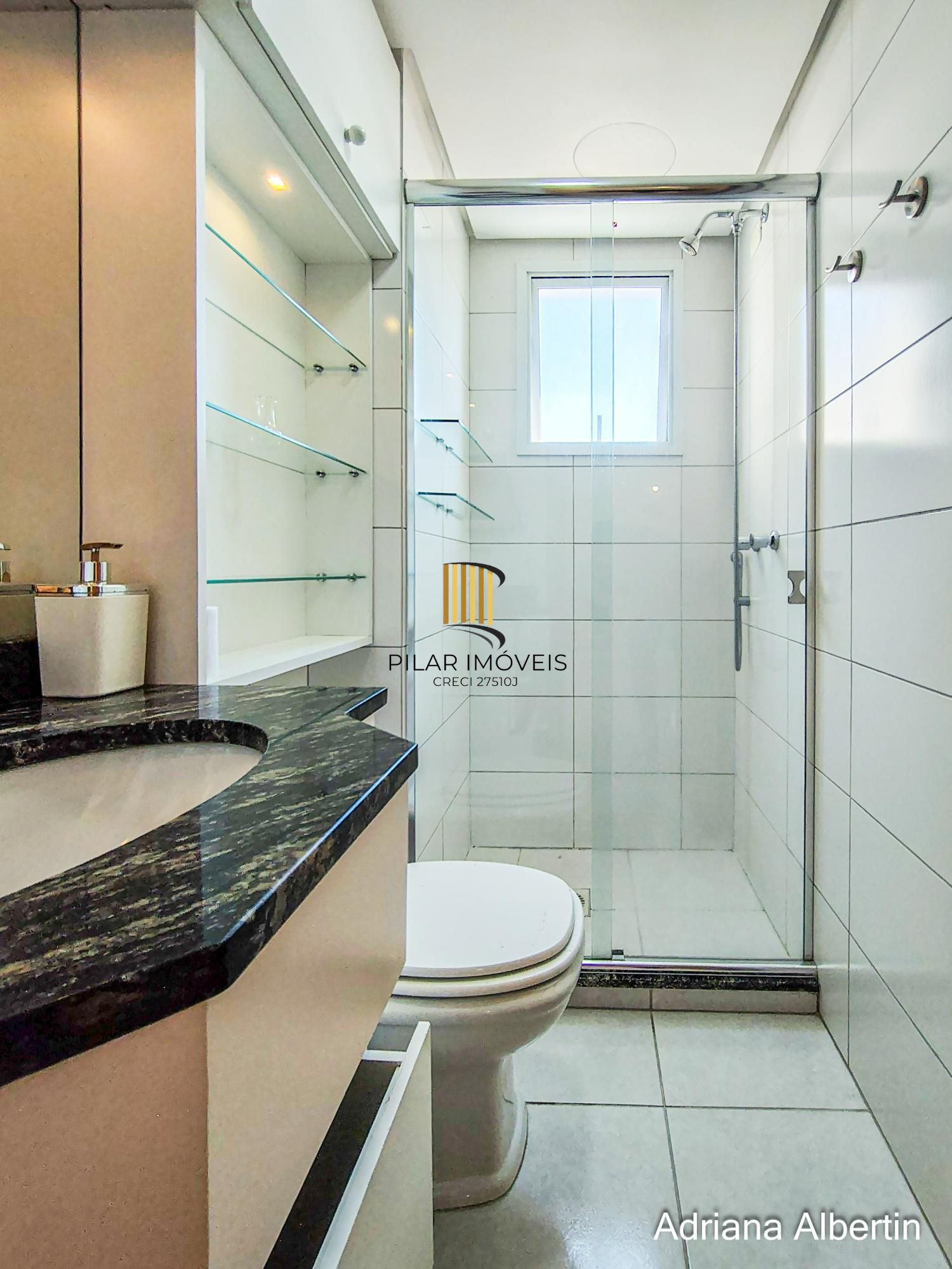 Apartamento ensolarado na Rua Luis Luz com ótima localização!