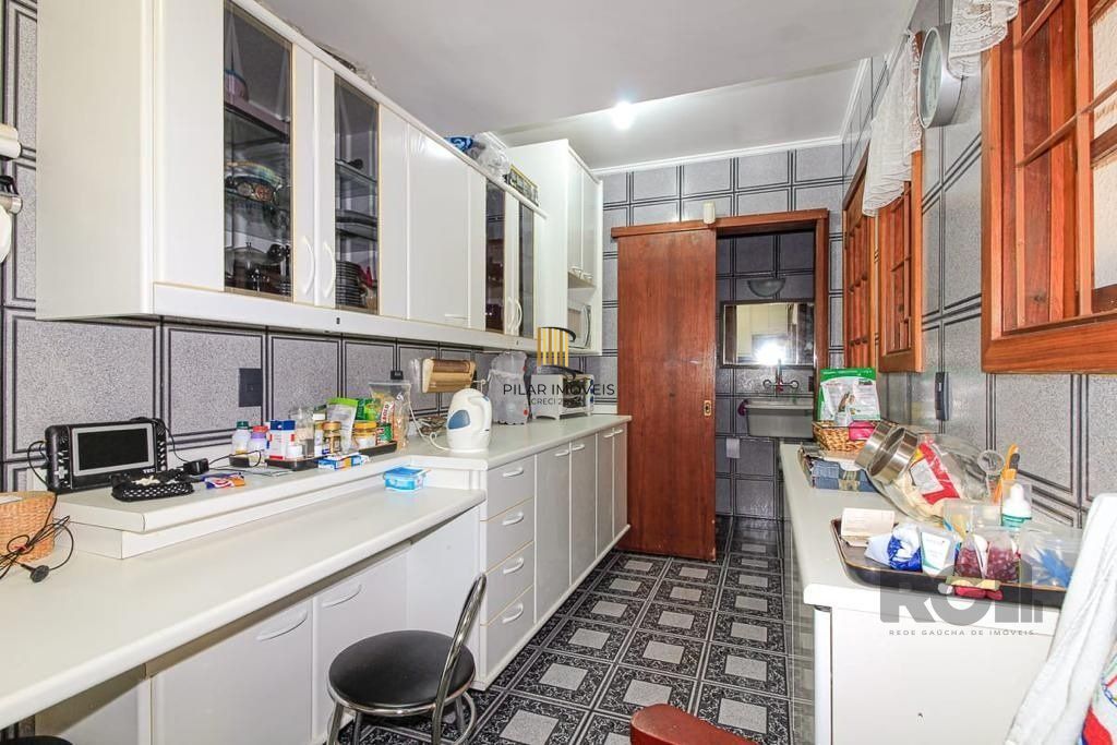 Casa 3 dormitórios no bairro Tristeza