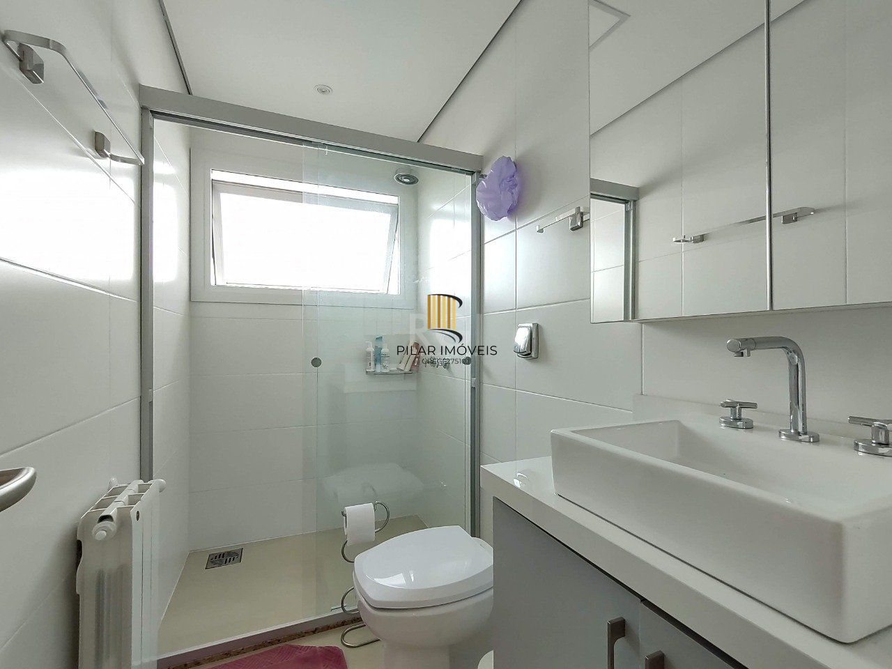 Casa de Condomínio 3 dormitórios no bairro Alphaville