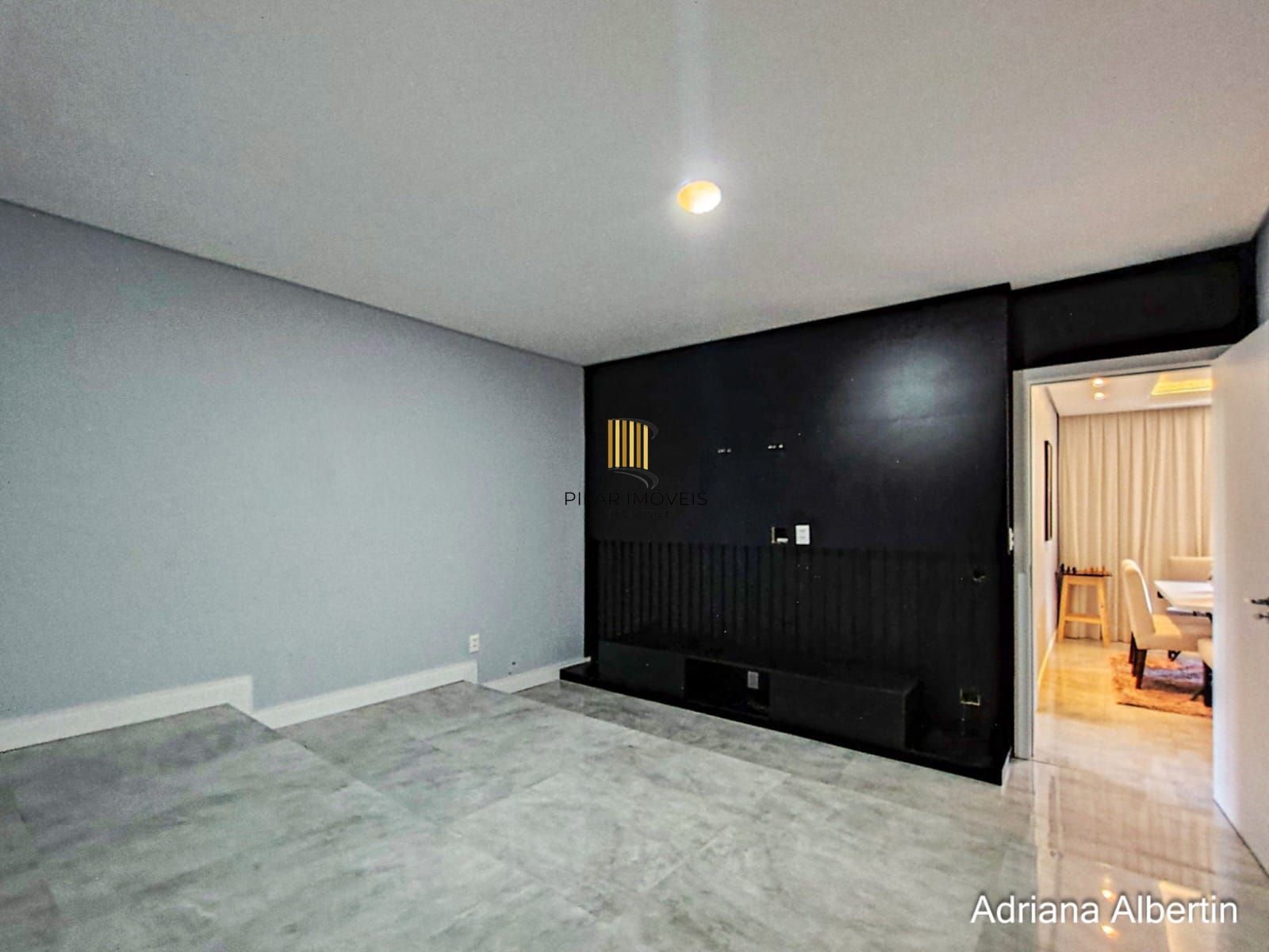 Casa térrea reformada com 5 suítes no Jardim Isabel, zona sul