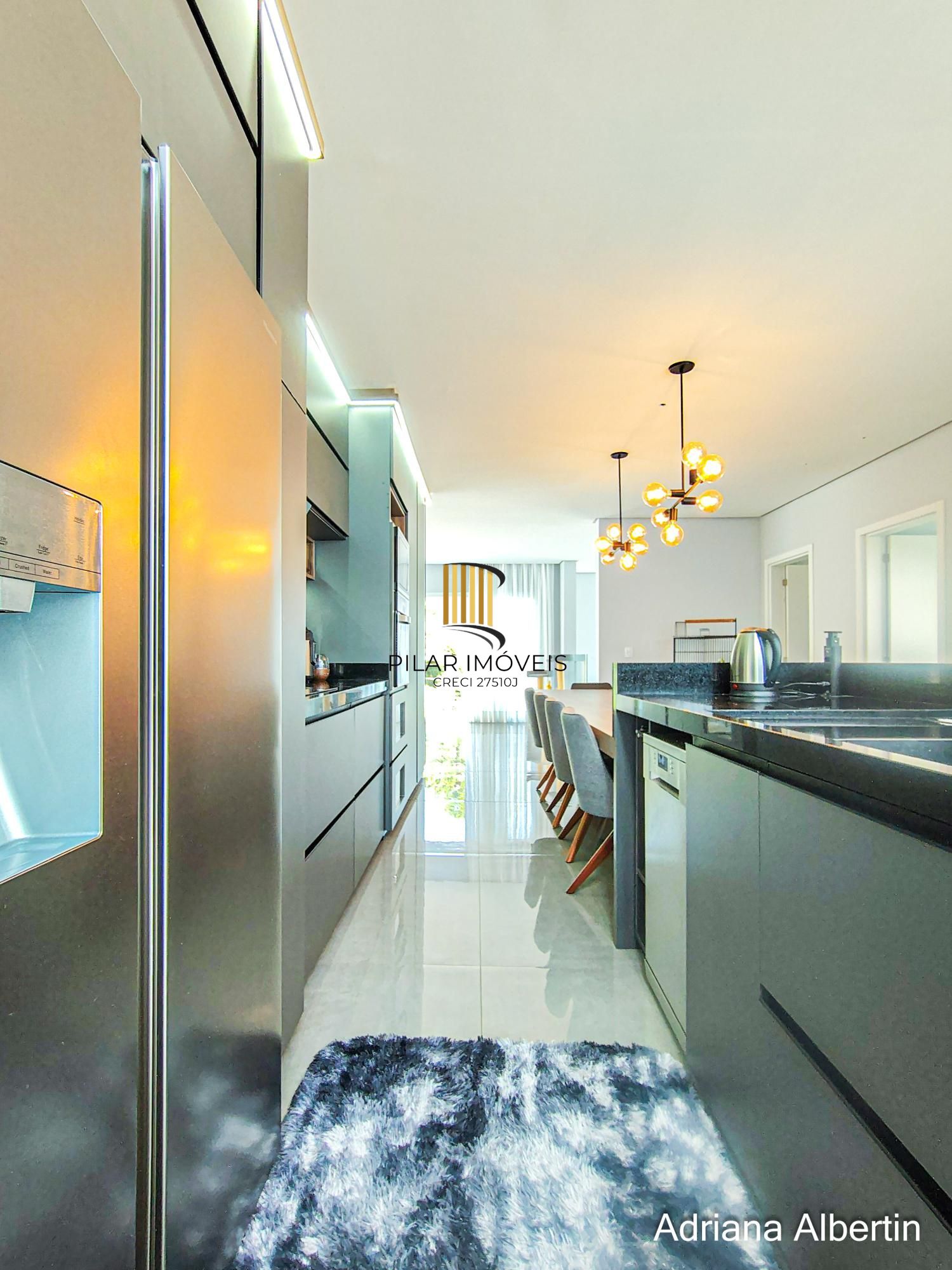 Casa Condominio para Venda - 297.5m², 4 dormitórios, sendo 4 suites, 4 vagas - Alphaville