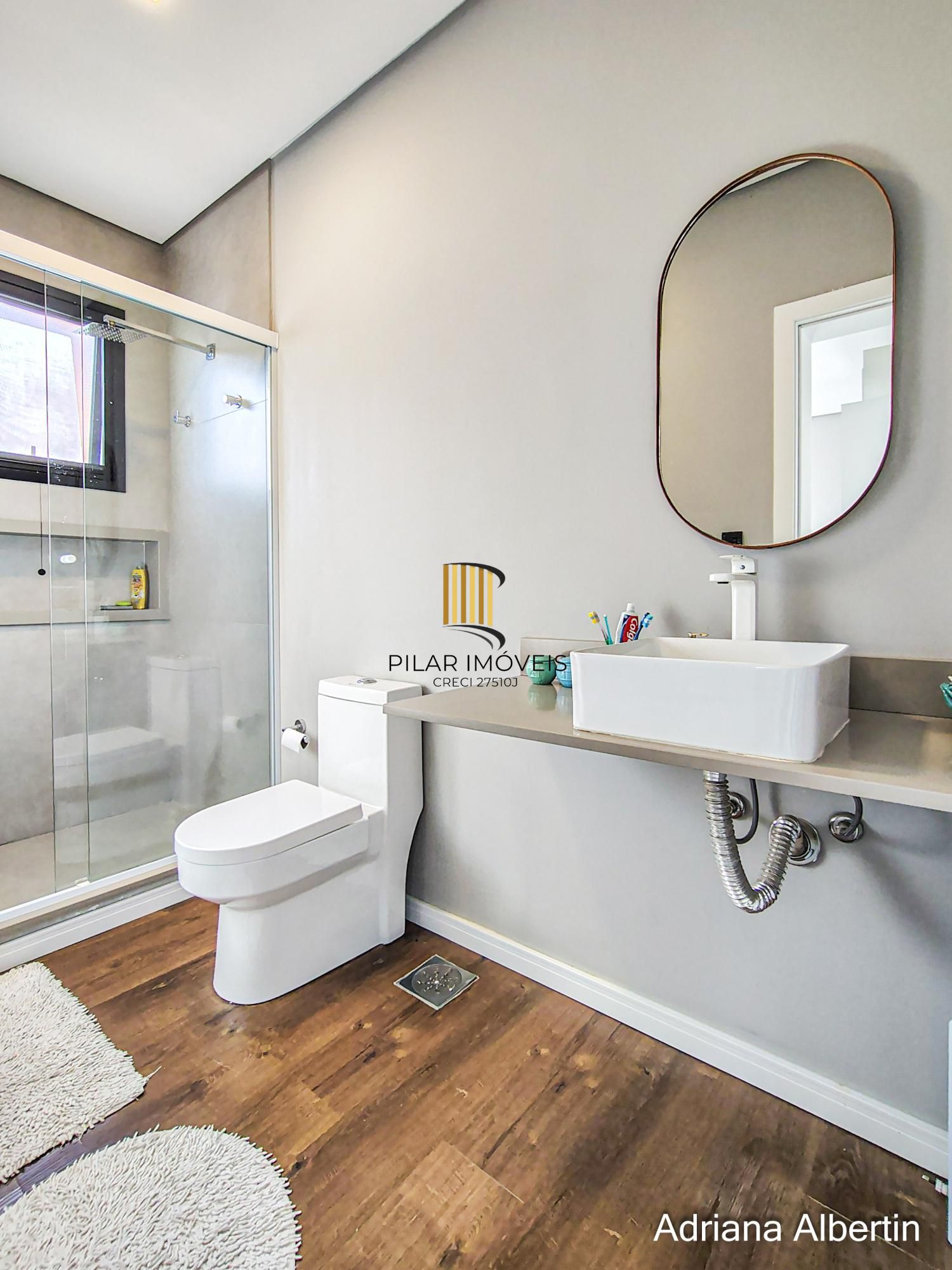 Casa em condomínio na Estrada das Três Meninas com 3 suítes