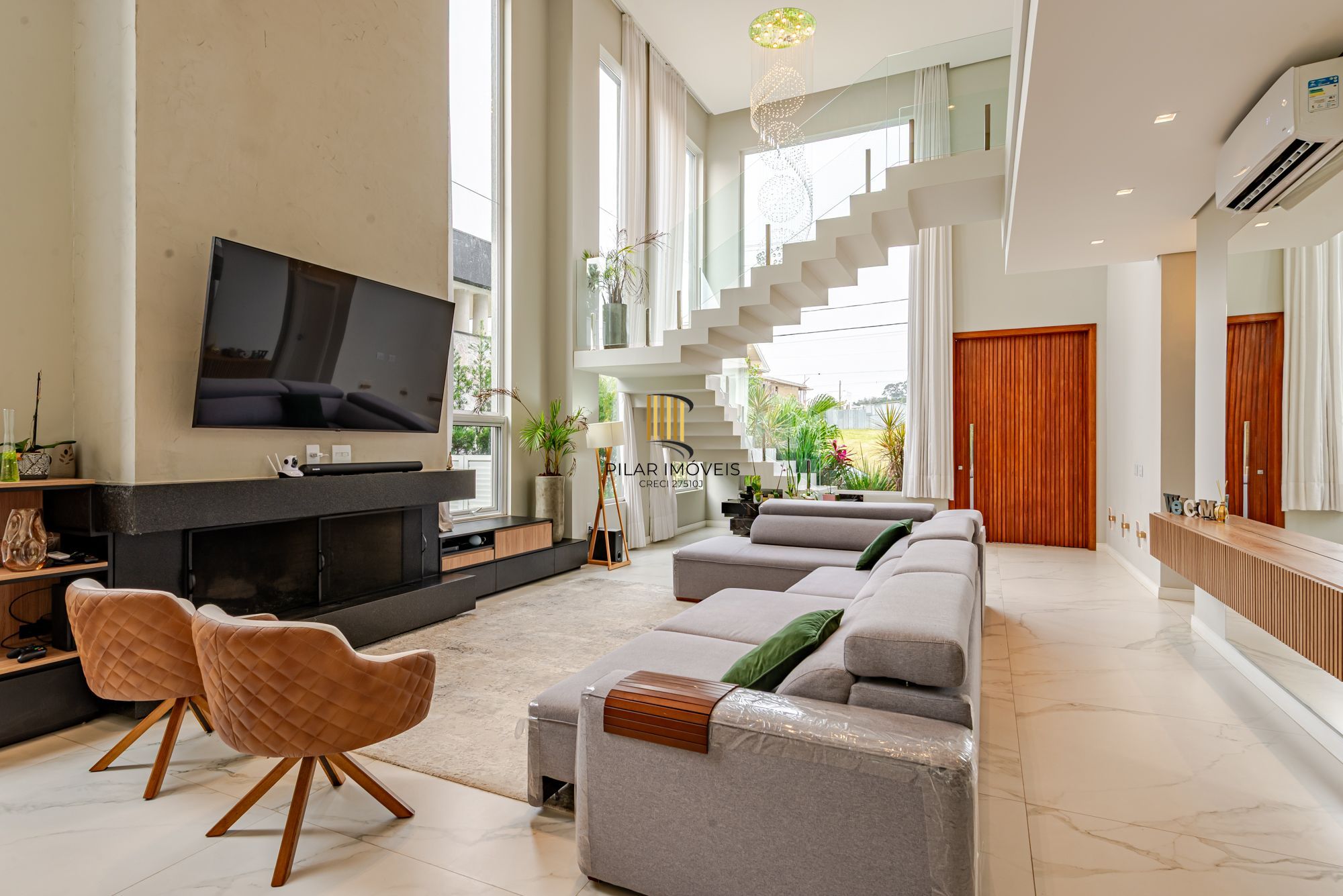 Casa em condomínio 4 suítes AlphaVille