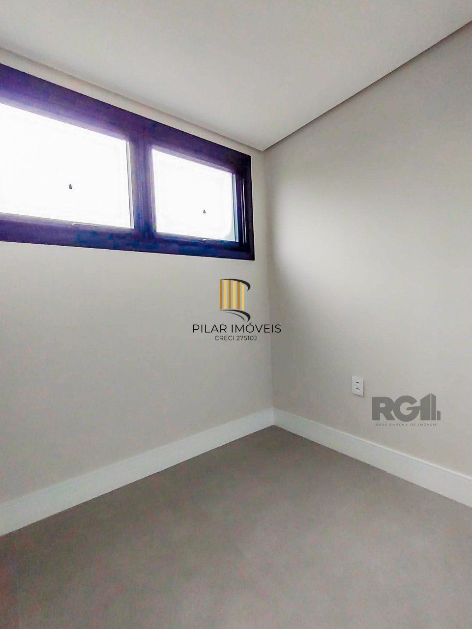 Casa Condominio para Venda - 280m², 3 dormitórios, sendo 3 suites, 2 vagas - Alphaville